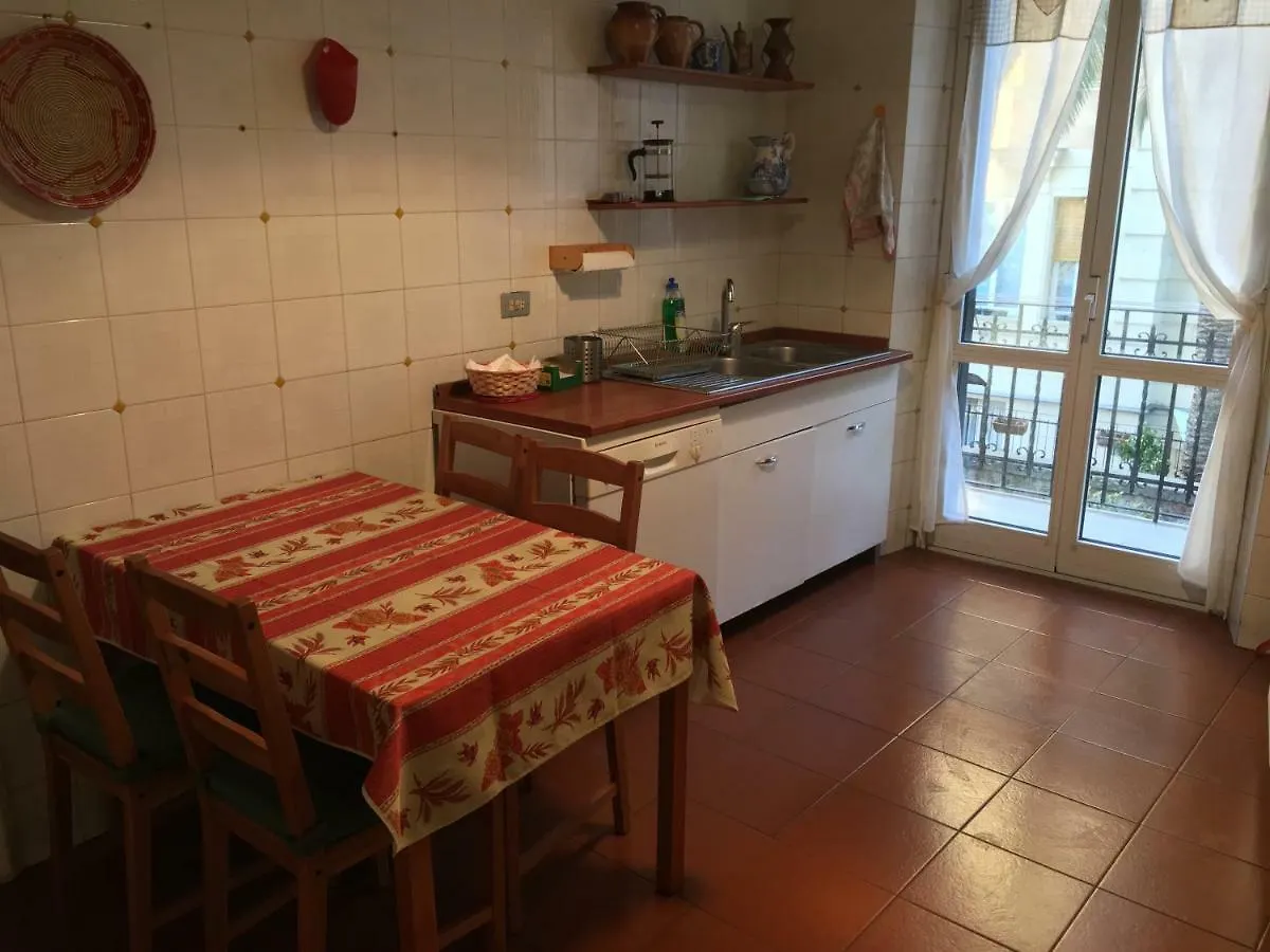 La Casa Di Sara Apartment Genoa Italy