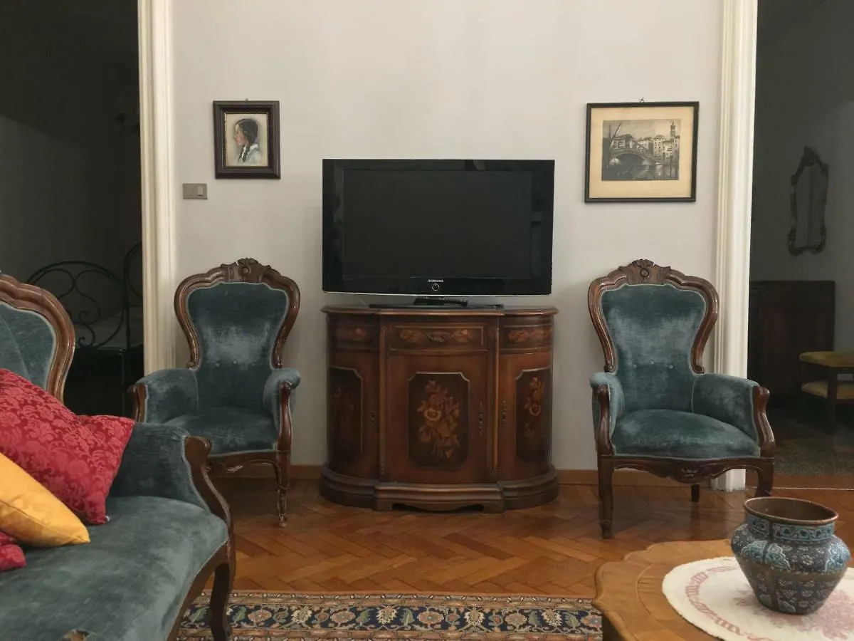 La Casa Di Sara Apartment Genoa