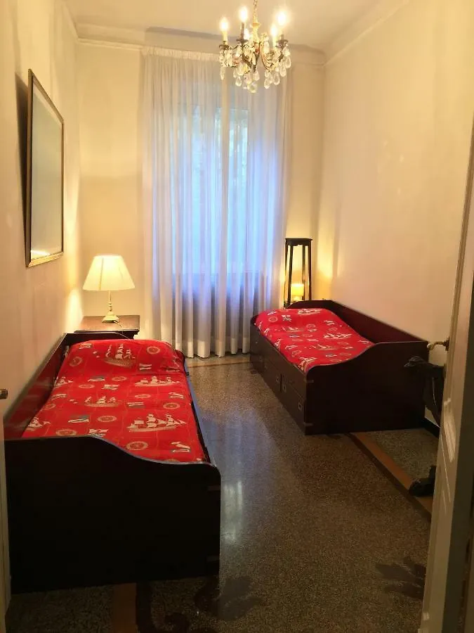 La Casa Di Sara Apartment Genoa 0*,